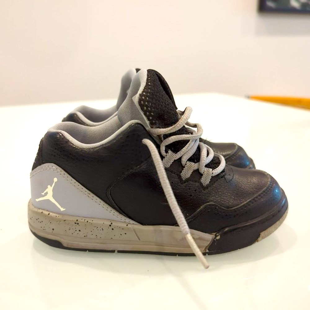 Nike Air Jordan Flight Origin 2  Size 9C